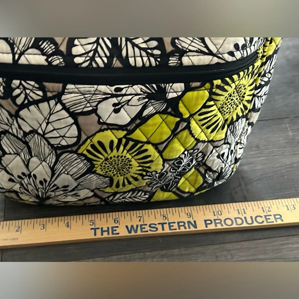 VERA BRADLEY women’s black/yellow zip purse with adjustable straps - Picture 7 of 10